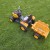 Traktor Elektryczny  12V z Przyczepą – Bluetooth, MP3, Skórzane Siedzenie